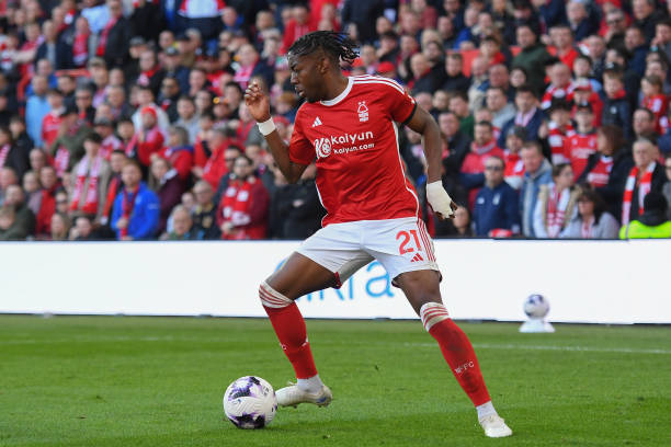 幫助勇士建 幫助勇士建